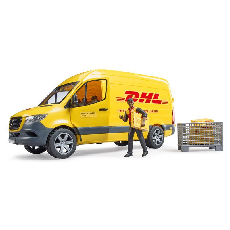 Bruder DHL транспортно комбе и фигура (4+)