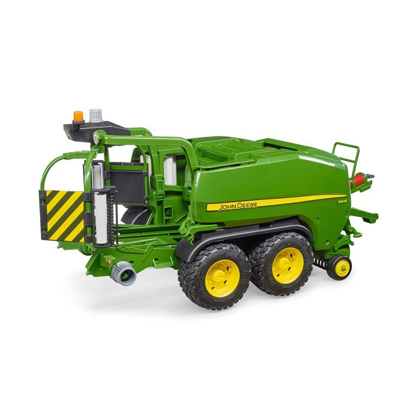 Bruder John Deere балирачка за кругли бали (4+)