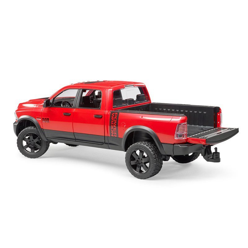 Bruder RAM 2500 Power Wagon возило (3+)