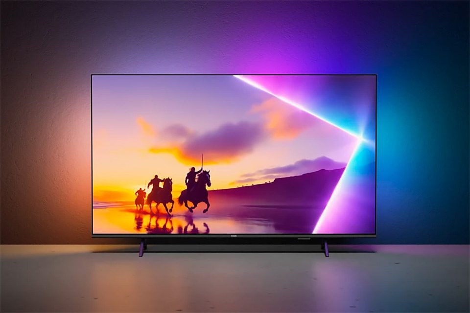 Телевизор PHILIPS 55 PUS 8400 Ambilight (139cm) 4K UHD 3840x2160px QLED SMART - Image 2