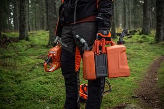 Канта за мешавина Husqvarna Combi Can | 5.0 L + 2.5 L | 7.5 L - Image 2